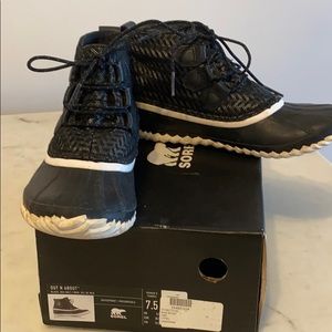 Sorel duck boots/ rain boots